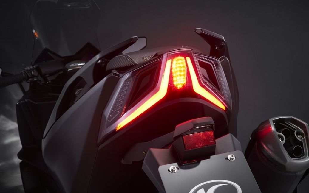 Kymco AK550 / © 
