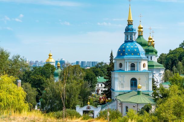 Троица или Зеленые праздники: традиции / © Pexels