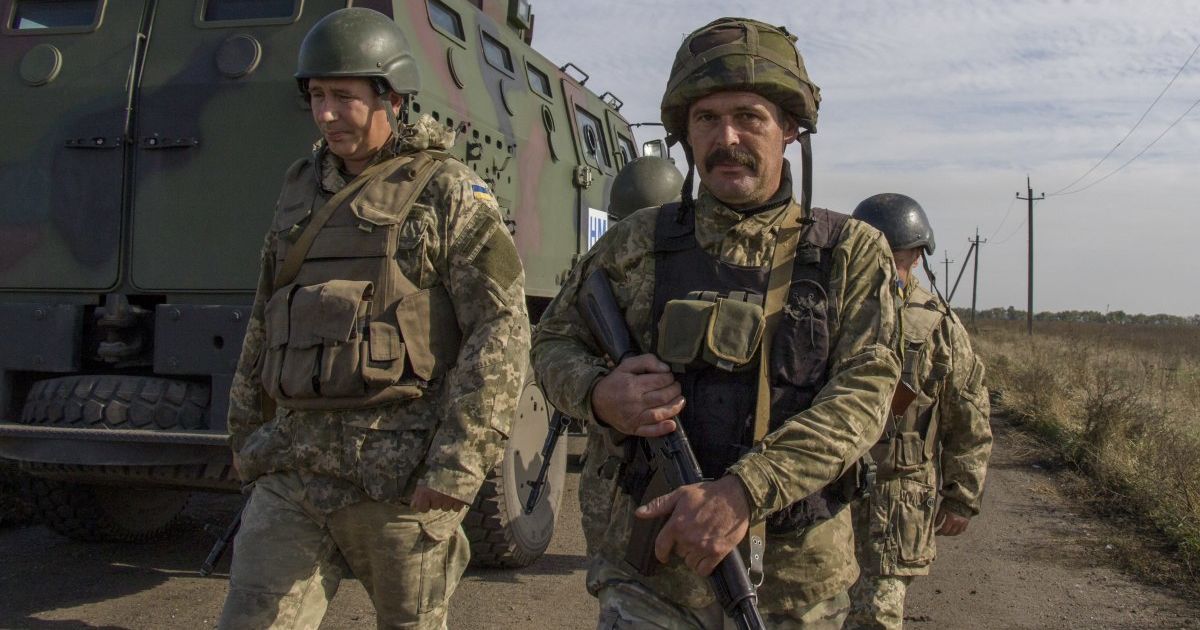 Террористы на Донбассе стреляли из минометов и гранатометов 8 раз