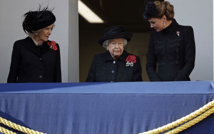 Розійшлися по різних балконах: герцогиня Кембриджська і герцогиня Сассекська підігріли чутки про свою ворожнечу