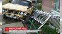 На Одещині автомобіль задавив трьох літніх жінок, які сиділи на лавочці