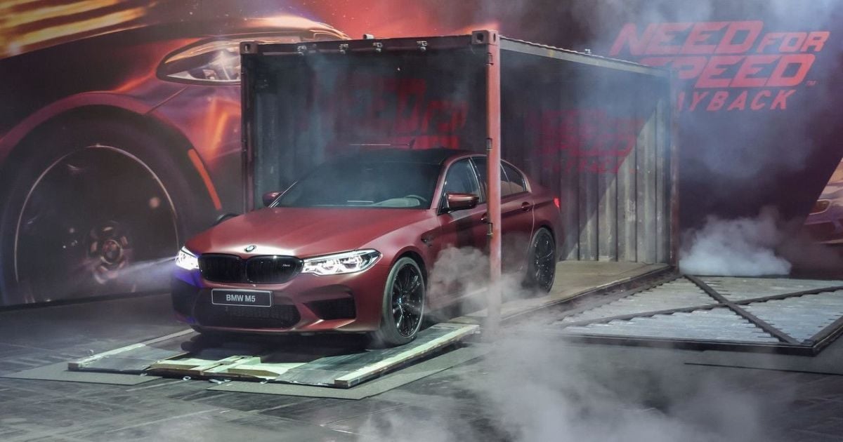 BMW официально представила новый "заряженный" седан M5