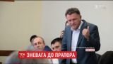 У Миколаєві депутат зневажливо відгукнувся про державний прапор