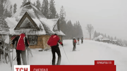 Карпаты засыпает снегом