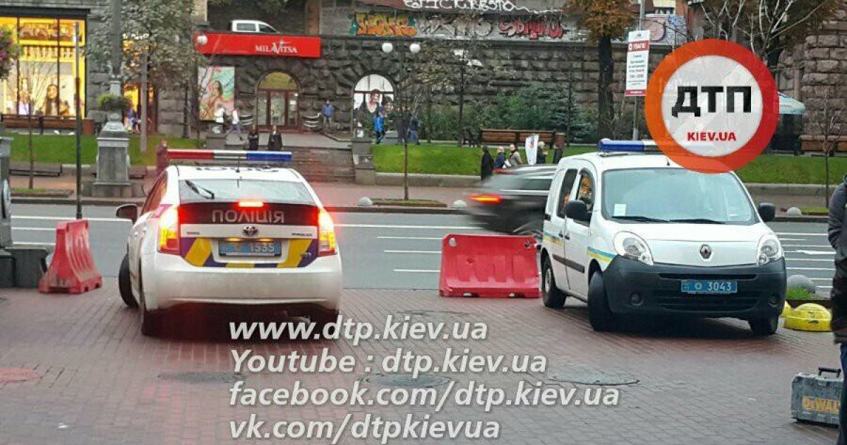З будівлі КМДА зірвався робітник _2 / © facebook.com/dtp.kiev.ua