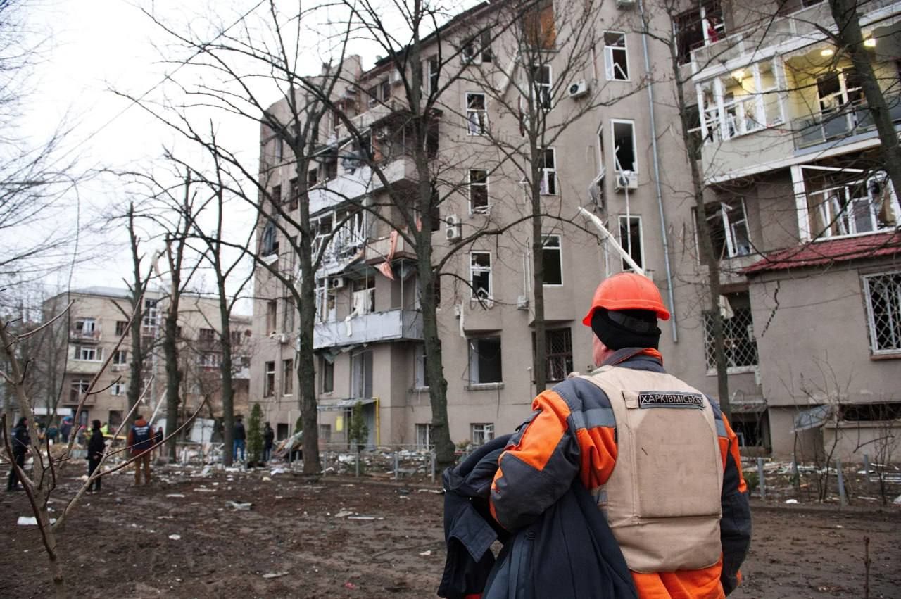 Руйнування в Харкові внаслідок ракетної атаки 2 січня / © Олег Синєгубов