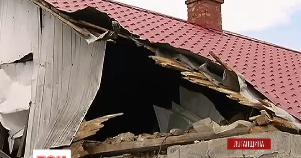 От обстрелов боевиков страдают мирные жители Луганщины