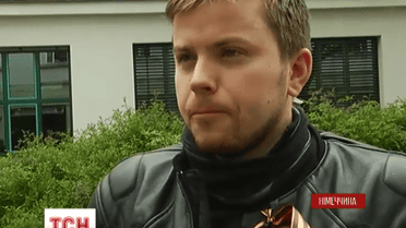 Друзі пропутінських "Нічних вовків" поклали квіти до будинку Майї Плисецької у Мюнхені