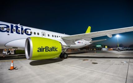Авиакомпания AirBaltic отменила все ночные рейсы между Латвией и Украиной