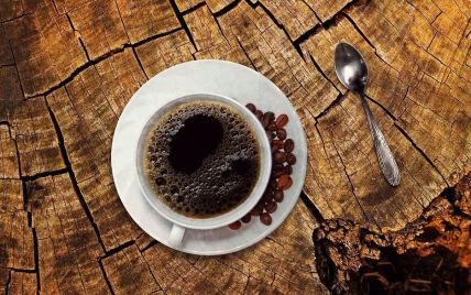 Ці ліки не слід приймати з кавою: 7 груп препаратів, ефект від яких погіршиться