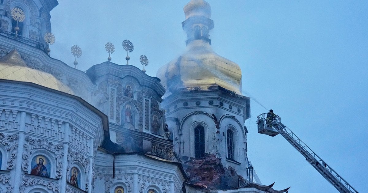 Лавра після атаки