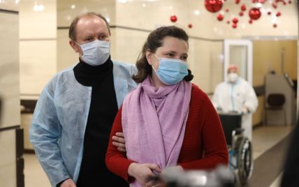 Во Львове выписали из больницы пациентку, которая из-за коронавируса имела 90% пораженные легкие