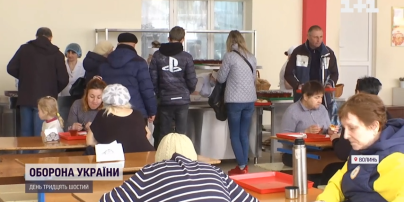 До Луцька переїхало 15 тисяч переселенців, людей намагаються безкоштовно нагодувати в соціальних їдальнях