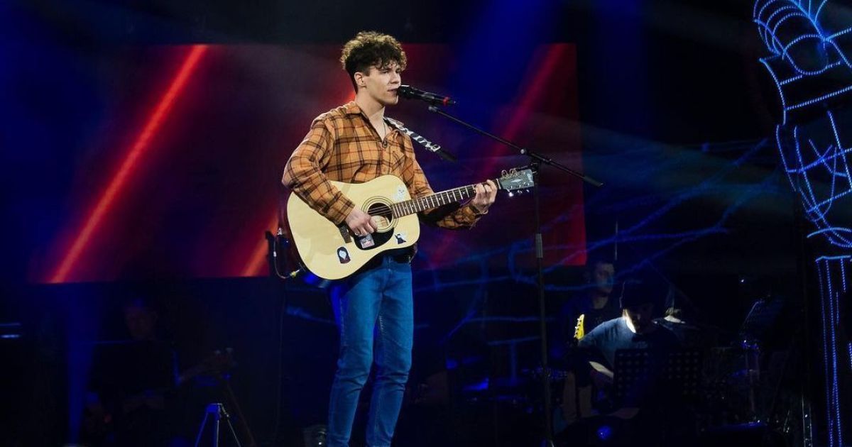 "Голос країни-11": 18-річний блогер зачарував DOROFEEVA своїм чуттєвим співом