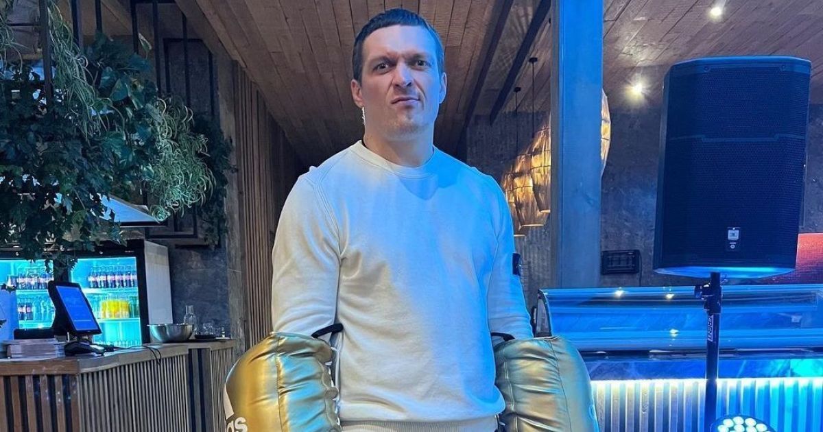 "Похоже на реванш с Джошуа": Усик нокаутировал талисмана клуба НБА (видео)