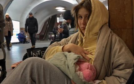 "Мадонна из киевского метро": как сейчас живет украинка с известной на весь мир фотографии