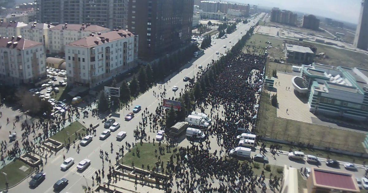 В Інгушетії спалахнули протести: мітингувальники пішли в кулачний бій із поліцією