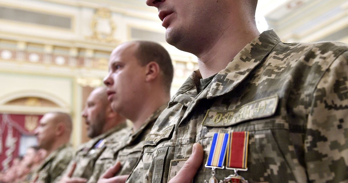 Петро Порошенко привітав військових з Днем Захисника _2 / © Сайт президента України