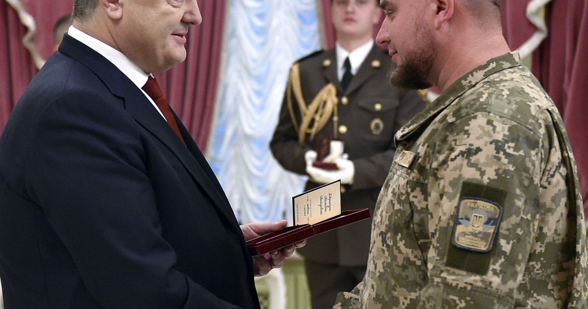 Петро Порошенко привітав військових з Днем Захисника _11 / © Сайт президента України