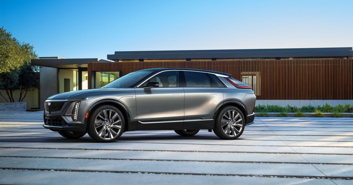 Запас ходу в 500 км та оригінальний дизайн: Cadillac офіційно презентував свій перший в історії електромобіль
