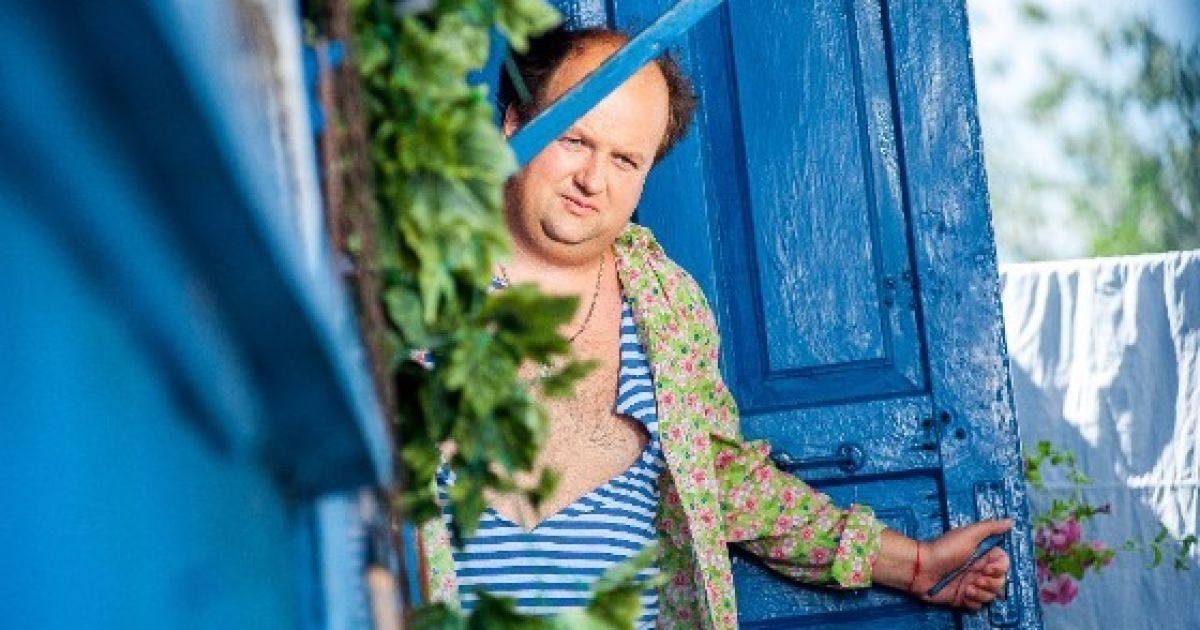 Бадоєв відзняв гурту ТІК народний фантастично-еротичний кантрі-екшн