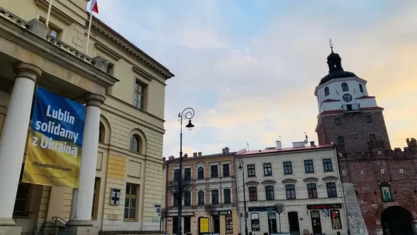 Історичний розкол: у Любліні зняли прапор України з будівлі ратуші — яка причина