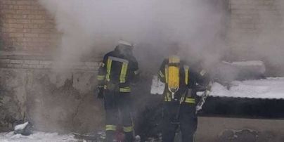 В Киеве вспыхнул пожар в общежитии из-за включенного обогревателя