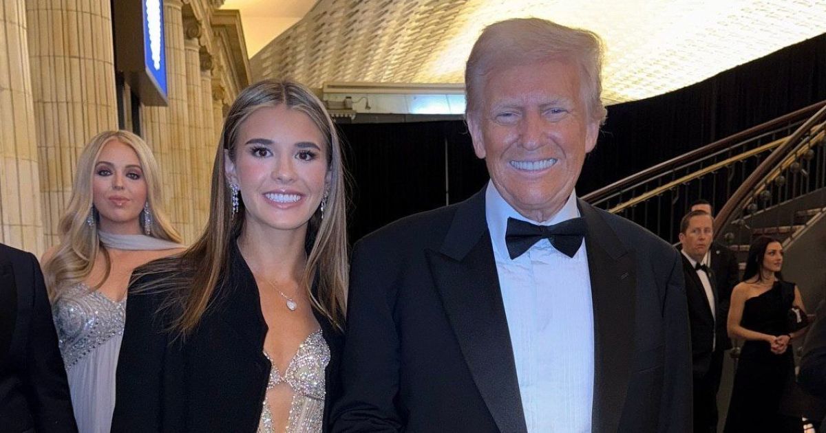Дональд Трамп с внучкой/Instagram Каи Трамп