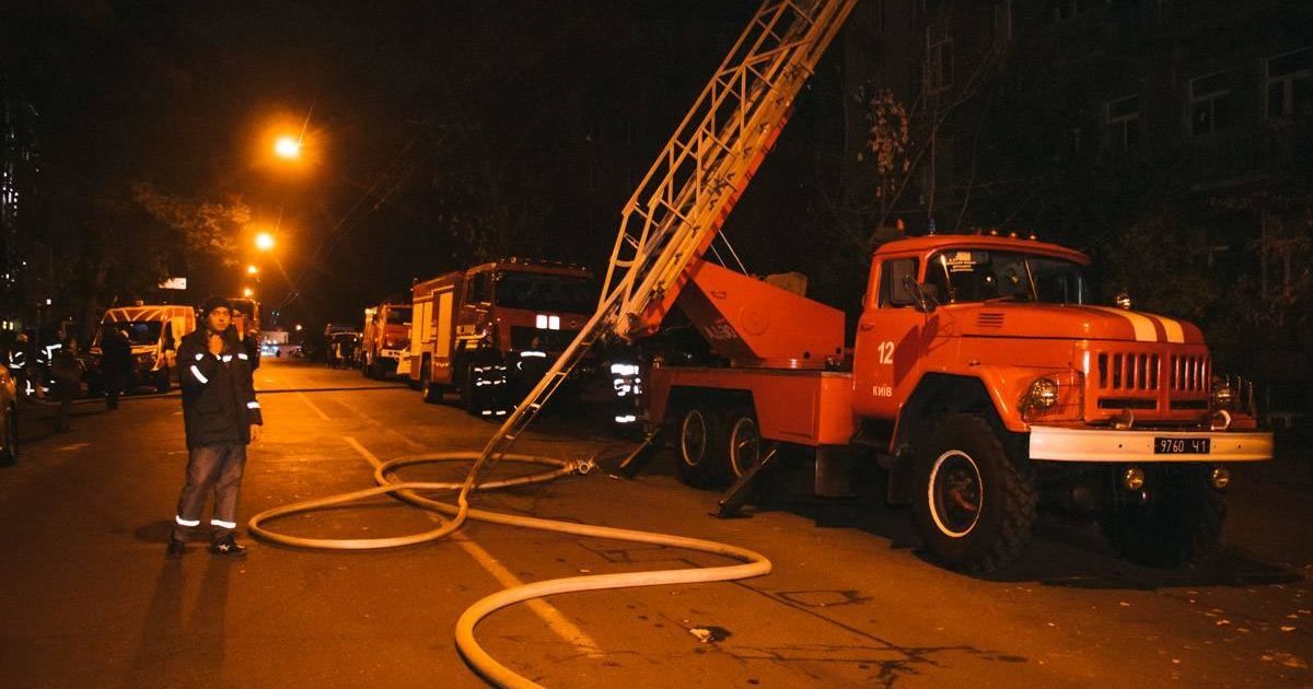 пожежа будинку в Києві_4 / © ГУ ДСНС у Києві