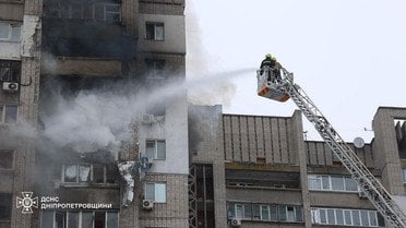 атака на Дніпро 22 січня _9 / © ДСНС