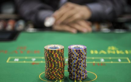 В.о. глави Комісії з азартних ігор погорів на хабарі у $90 тисяч