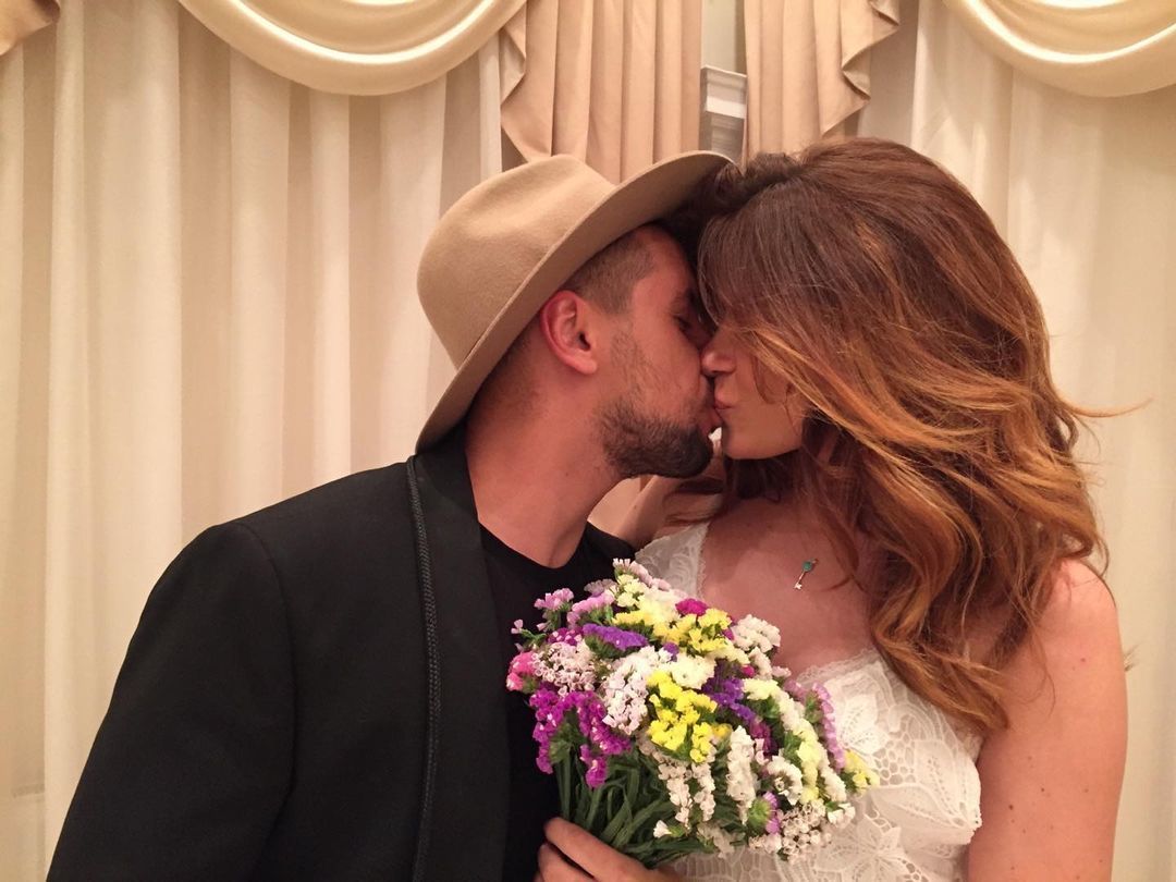 Дмитрий Монатик с женой / © instagram.com/irishamonatik