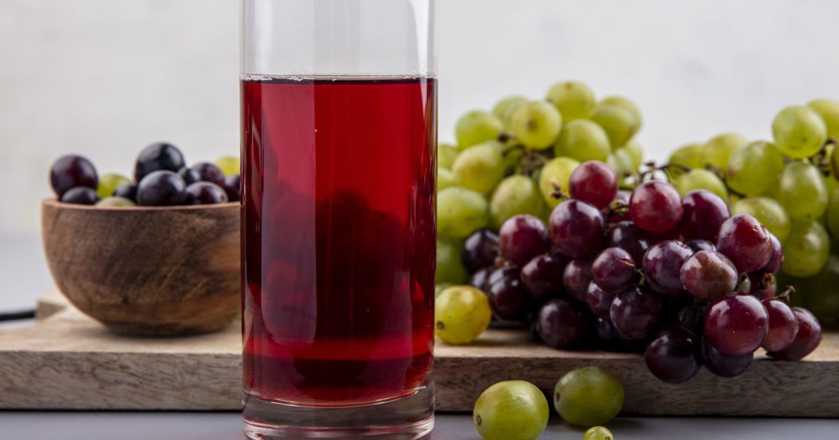 Який виноградний сік найкорисніший