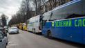 Среди эвакуированных украинцев разыскивают российских армейцев, которые едут сдаваться