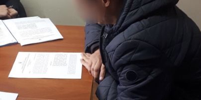 У Києві в кабінеті високопосадовця карного розшуку знайшли понад 100 тисяч доларів