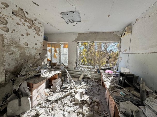The aftermath of the strike on the hospital in Kherson / © Volodymyr Zelenskyy