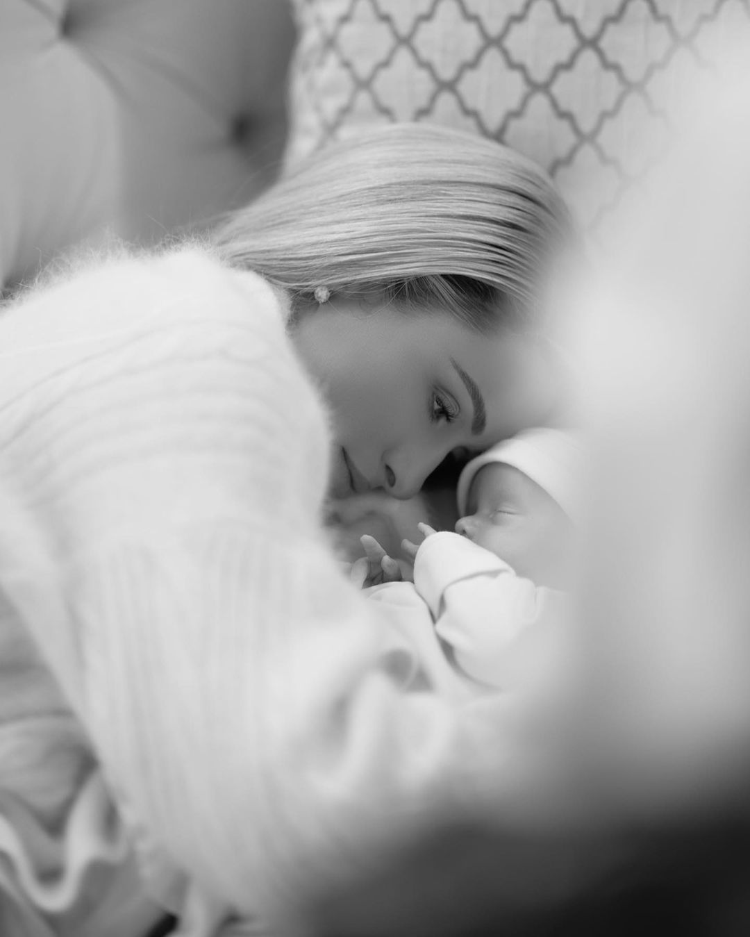 Пэрис Хилтон с сыном / © instagram.com/parishilton