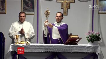 Итальянский торговый центр открыл среди магазинов действующую церковь