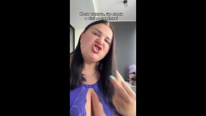 alyona alyona знялася в еротичному бодіс'юті і засвітила пишний бюст
