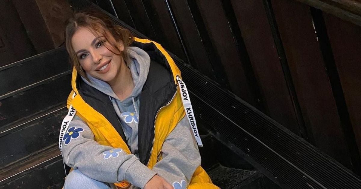 Ані Лорак показала себе у дитинстві разом з братами