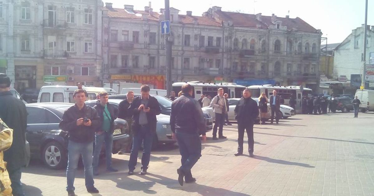 Из столичного отеля "Лыбидь" выгоняют незаконных поселенцев / © Фото Натальи Нагорной/ТСН