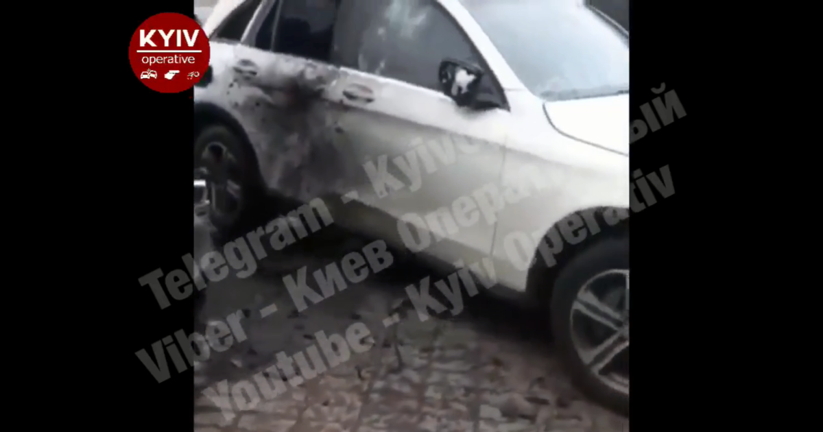 У Києві вибухнула машина. Є постраждалі – ЗМІ