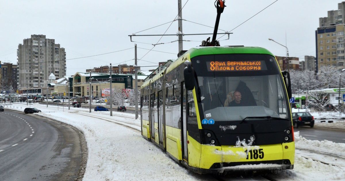 Снігопад у Європі й Україні та справа зниклого аргентинського підводного човна. П’ять новин, які ви могли проспати