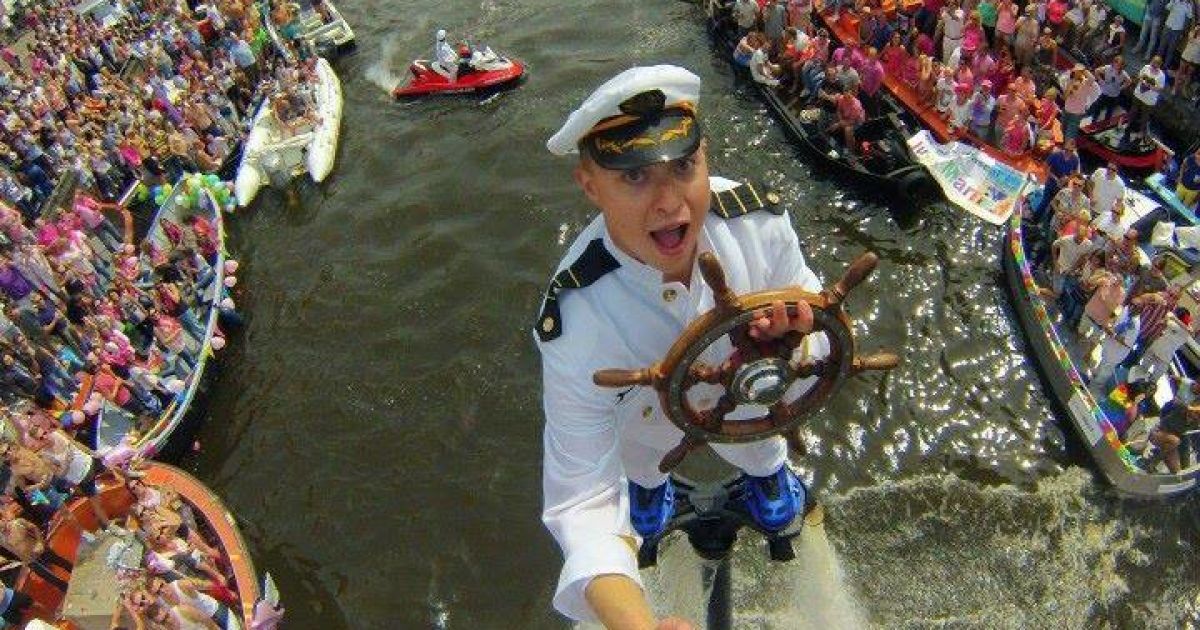 Яркая фотография получилась только со второй попытки