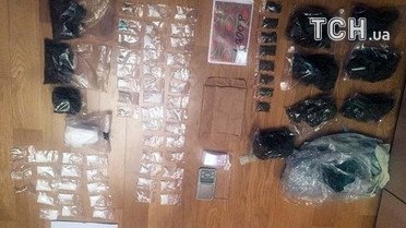 Канабіс, ЛСД та кокаїн. У киянина виявили наркотиків на три мільйони гривень / © ГУ НП у м. Києві