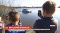 На Львовщине пенсионер собственноручно собрал уникальный автомобиль-амфибию