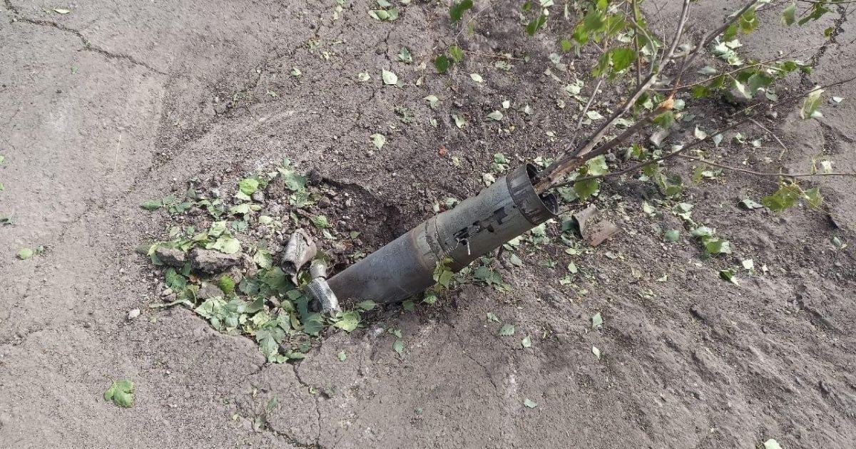 Оккупанты обстреляли из "Градов" и "Смерчей" 13 населенных пунктов в Донецкой области (фото)