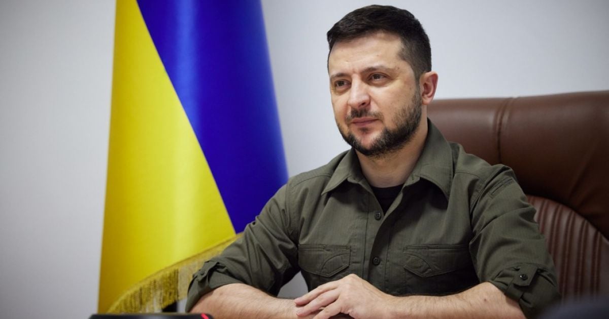 Після місяця напружених боїв: Зеленський розповів, як воюють солдати РФ та як можуть чинити опір українці