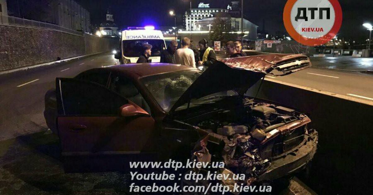ДТП у Києві на Набережній_2 / © dtp.kiev.ua