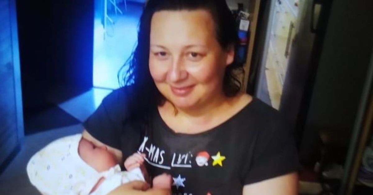 У Вінниці пішла гуляти та зникла жінка з немовлям: фото, прикмети